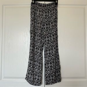 Justice Black & White Bohemian Light Weight Long Pants Size 12S